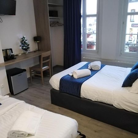 Les Remparts Hotel La Madelaine-sous-Montreuil Luaran gambar